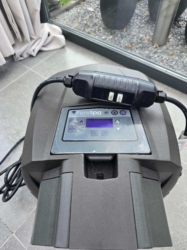 Intex Spa Motor jacuzzi 6 personen, Jardin & Terrasse, Bains à remous et Spas, Enlèvement, Utilisé, Pompe, Fixé