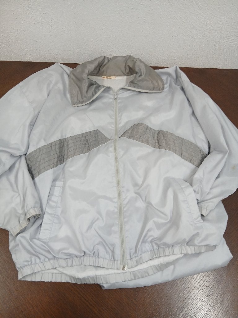 Vintage Jaren '90 Trainingspak Lichtgrijs/Zilver - Maat M, Ophalen of Verzenden, Overige typen