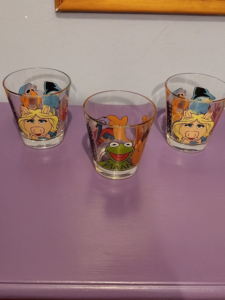 3 glazen van the muppets., Ophalen of Verzenden, Overige figuren, Zo goed als nieuw, Servies
