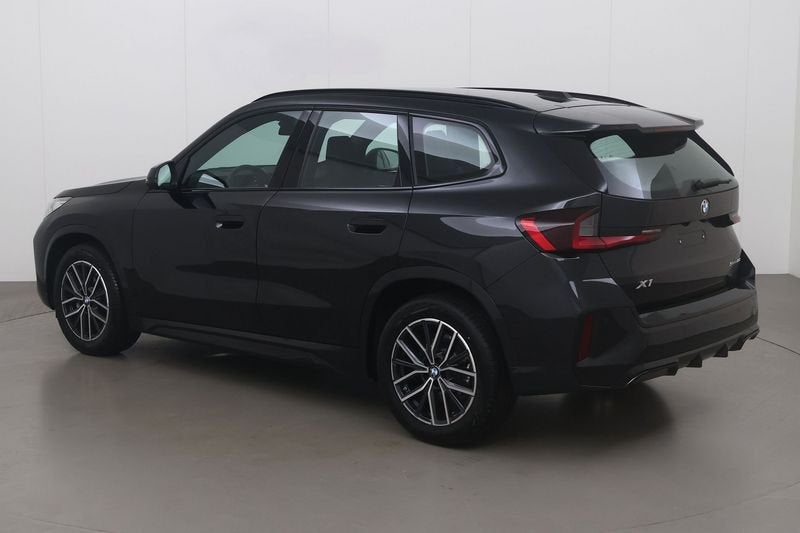 BMW X1 1.5ia sdrive18 136 AT, Gebruikt, Zwart, 146 g/km, Bedrijf