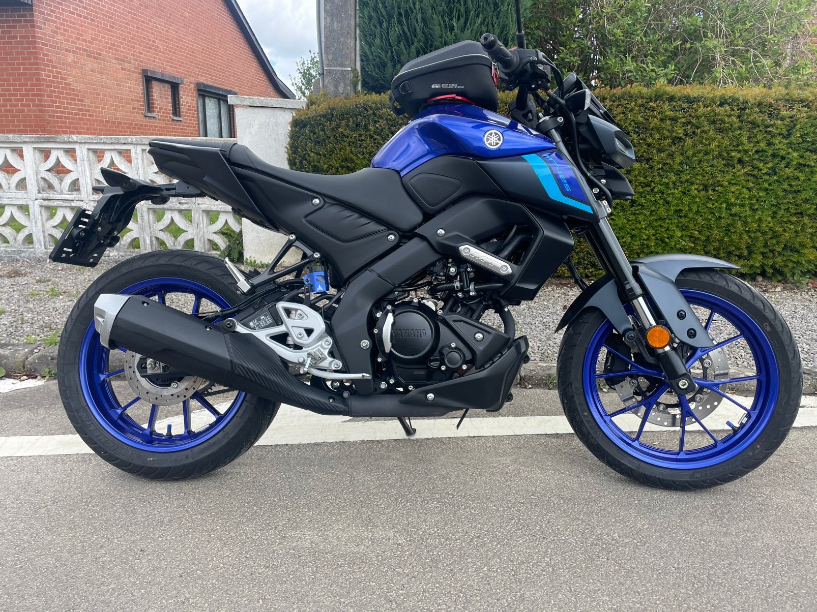 Mount 125, Motoren, Particulier, ABS