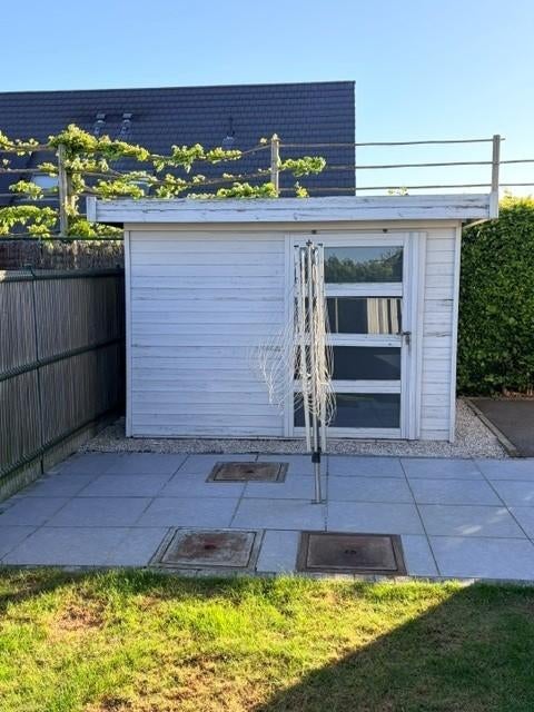 gratis tuinhuis 2.5 x 3.2m, Tuin en Terras, Ophalen, Tuinhuis, 1 raam