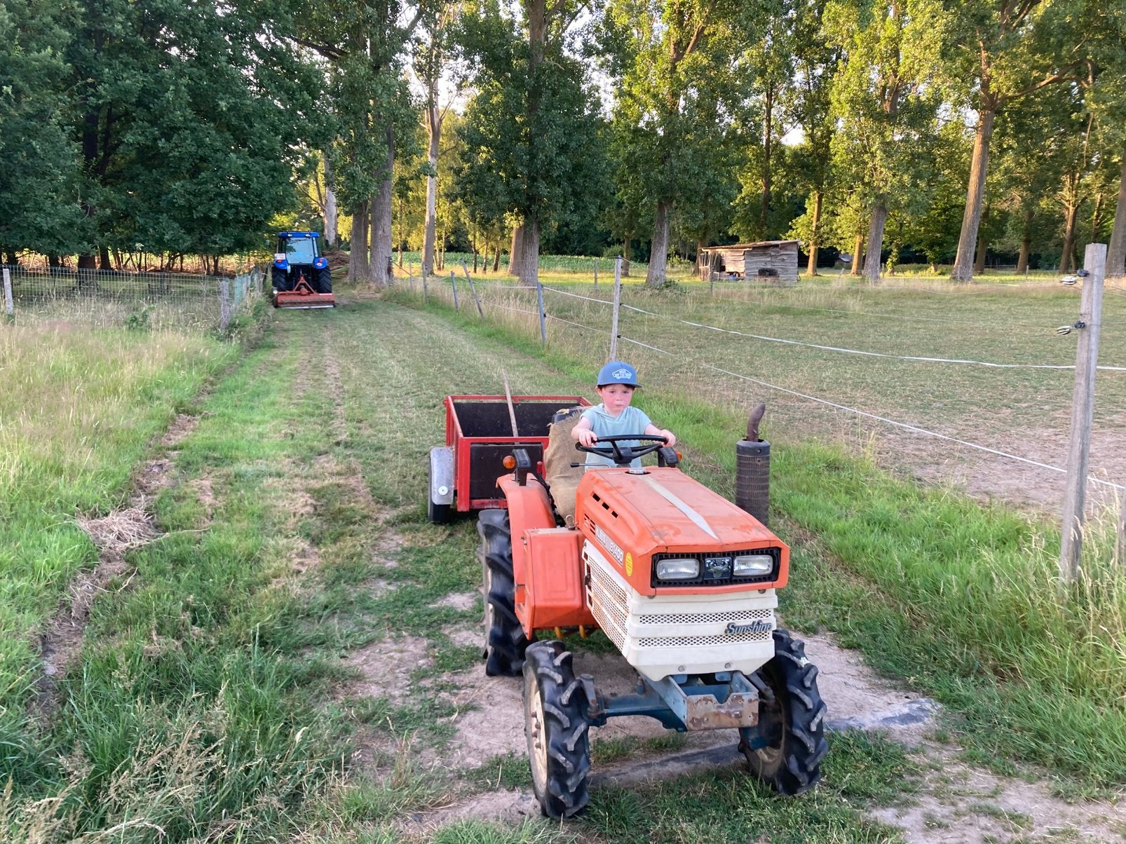 Te koop kubota traktor B 1400, Tuin en Terras, Zitmaaiers, Ophalen, Gebruikt