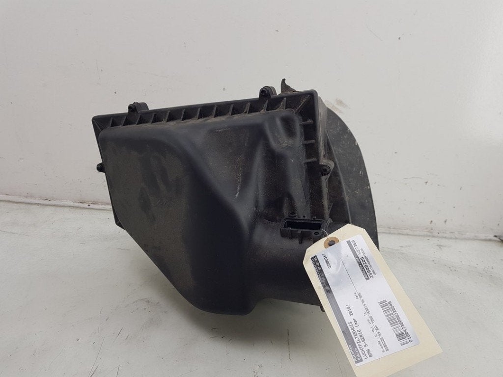 LUCHTFILTERHUIS BMW 5 serie Touring (G31) (01-2017/06-2020), Gebruikt, BMW