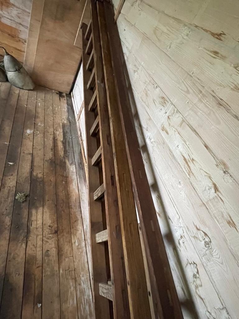 Echelle triple en bois massif pour toiture Très bon état, Enlèvement, Comme neuf, Bois