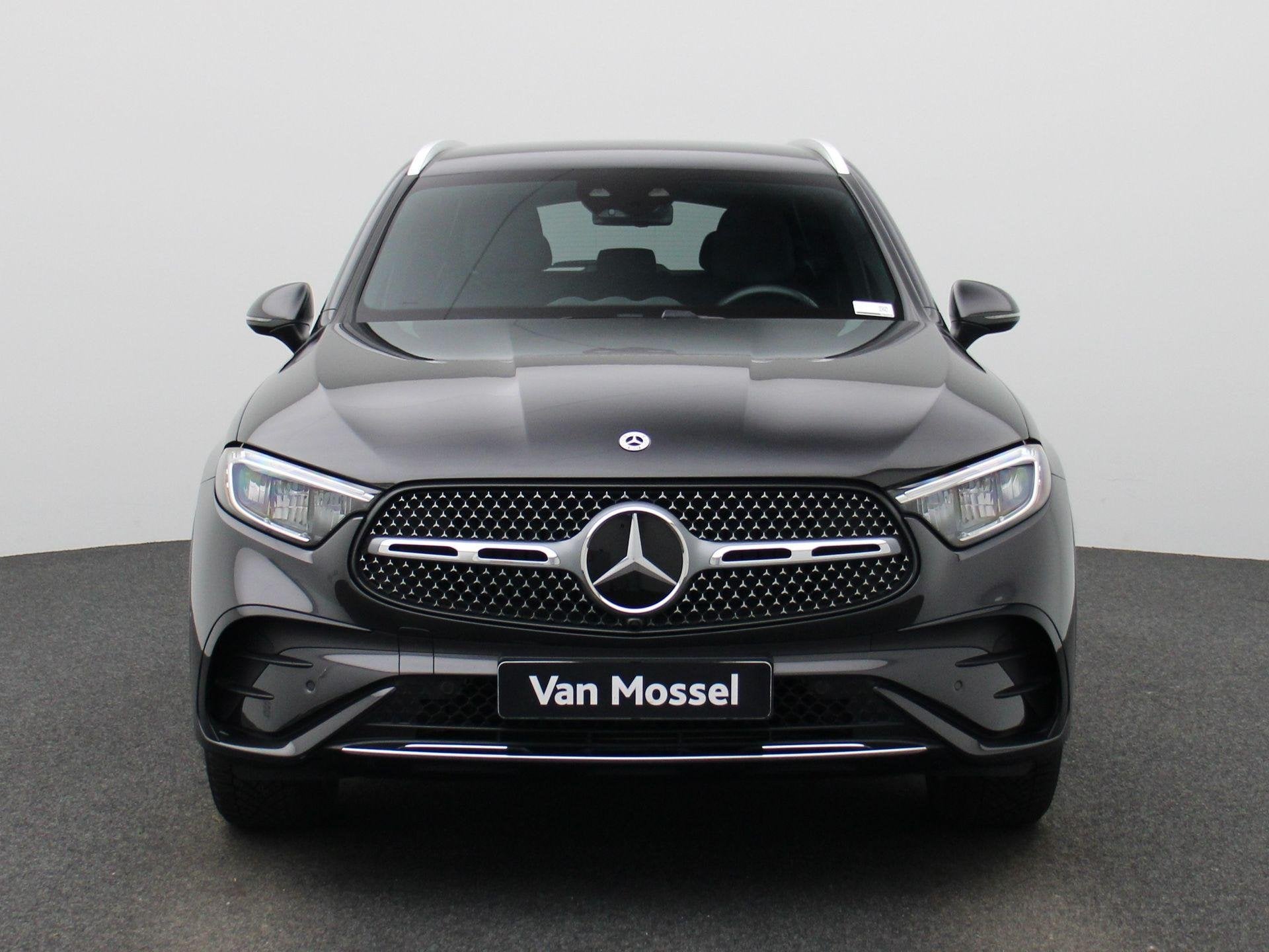 Mercedes Benz GLC 300 D + AMG LINE + TREKHAAK + RIJASSISTENT, Automaat, Stof, Gebruikt, 4 cilinders