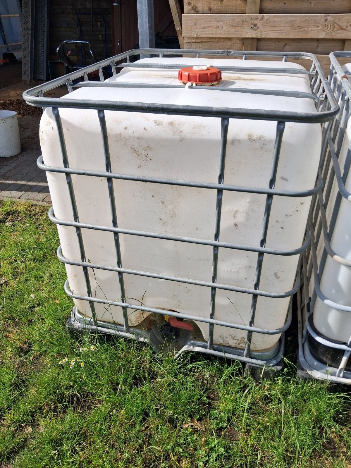 Ibc-container, Ophalen