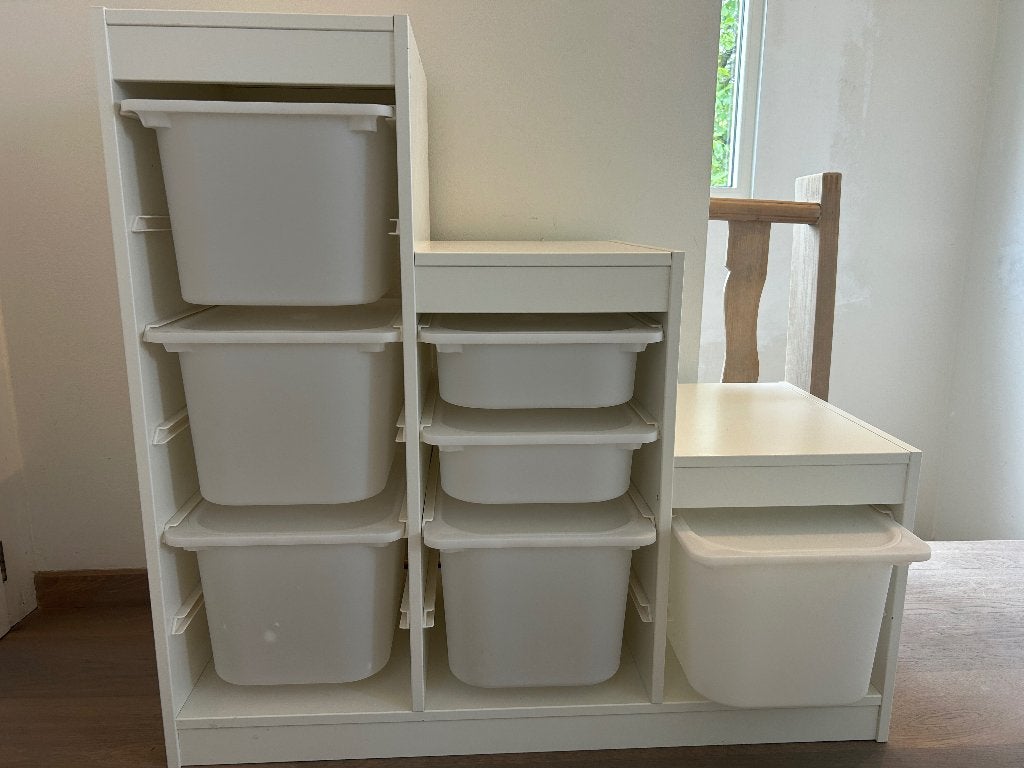 Ikea trofast trapkast met opbergbakken, Kinderen en Baby's, Kinderkamer | Commodes en Kasten, Ophalen, Kast, Zo goed als nieuw