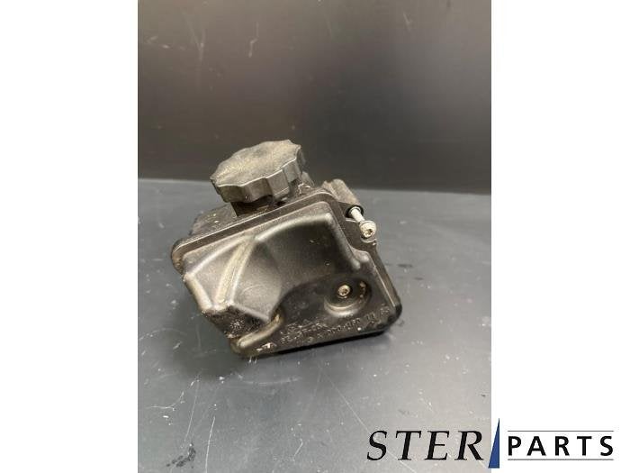 Stuurbekrachtiging Olie Reservoir van een Mercedes ML-Klasse, Gebruikt, -, Ophalen of Verzenden, -