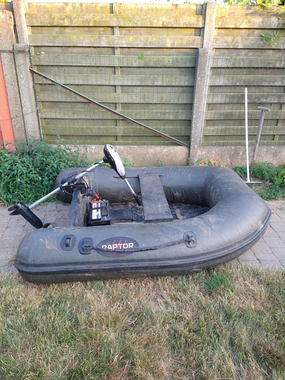 Raptor 1.80m met rhino vx 55lbs en ego battery, Watersport en Boten, Hengelsport | Karpervissen, Gebruikt, Complete set, Ophalen