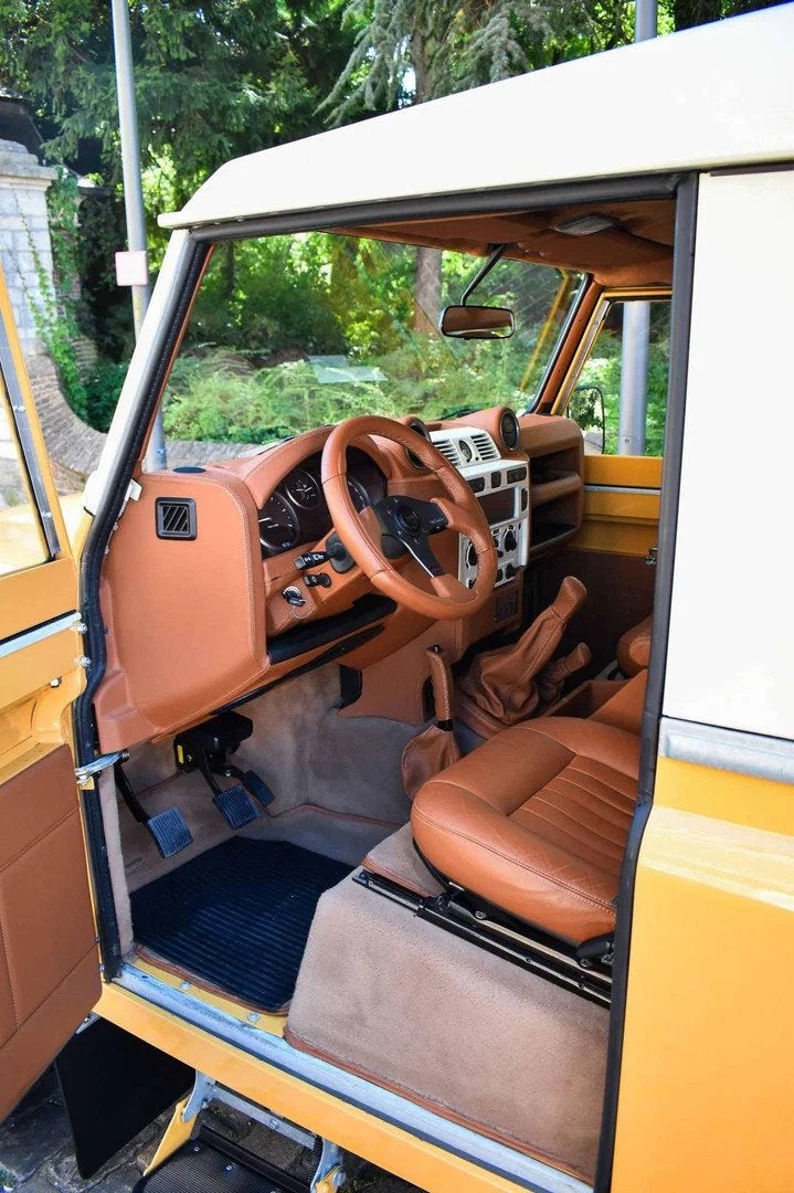 Land Rover Defender 90 / 2.2 TD4 / "Borrego Yellow Heritage", Autos, Euro 5, Achat, Entreprise, Boîte manuelle