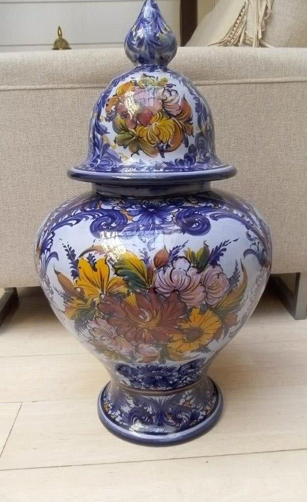 blauwe vaas met bloemenmotief Alcobaça Portugal, Enlèvement