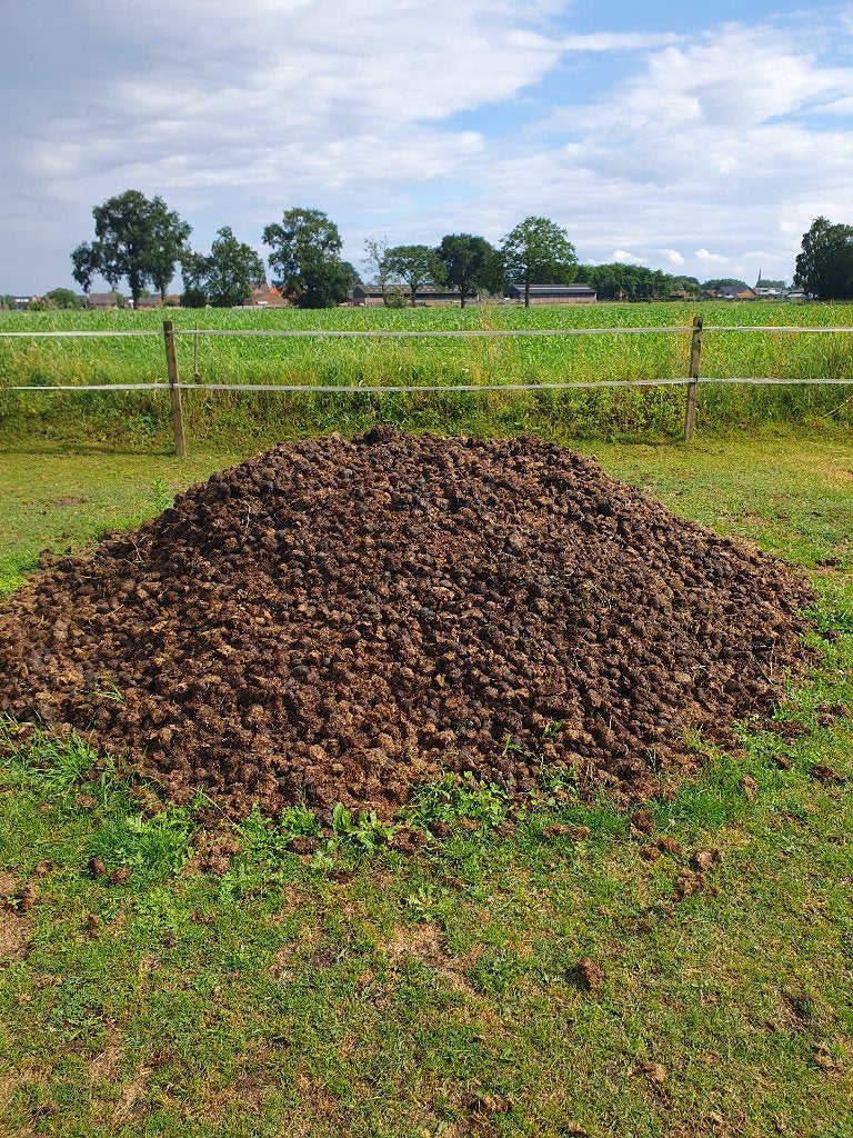 Gratis paardenmest, Ophalen, Mest