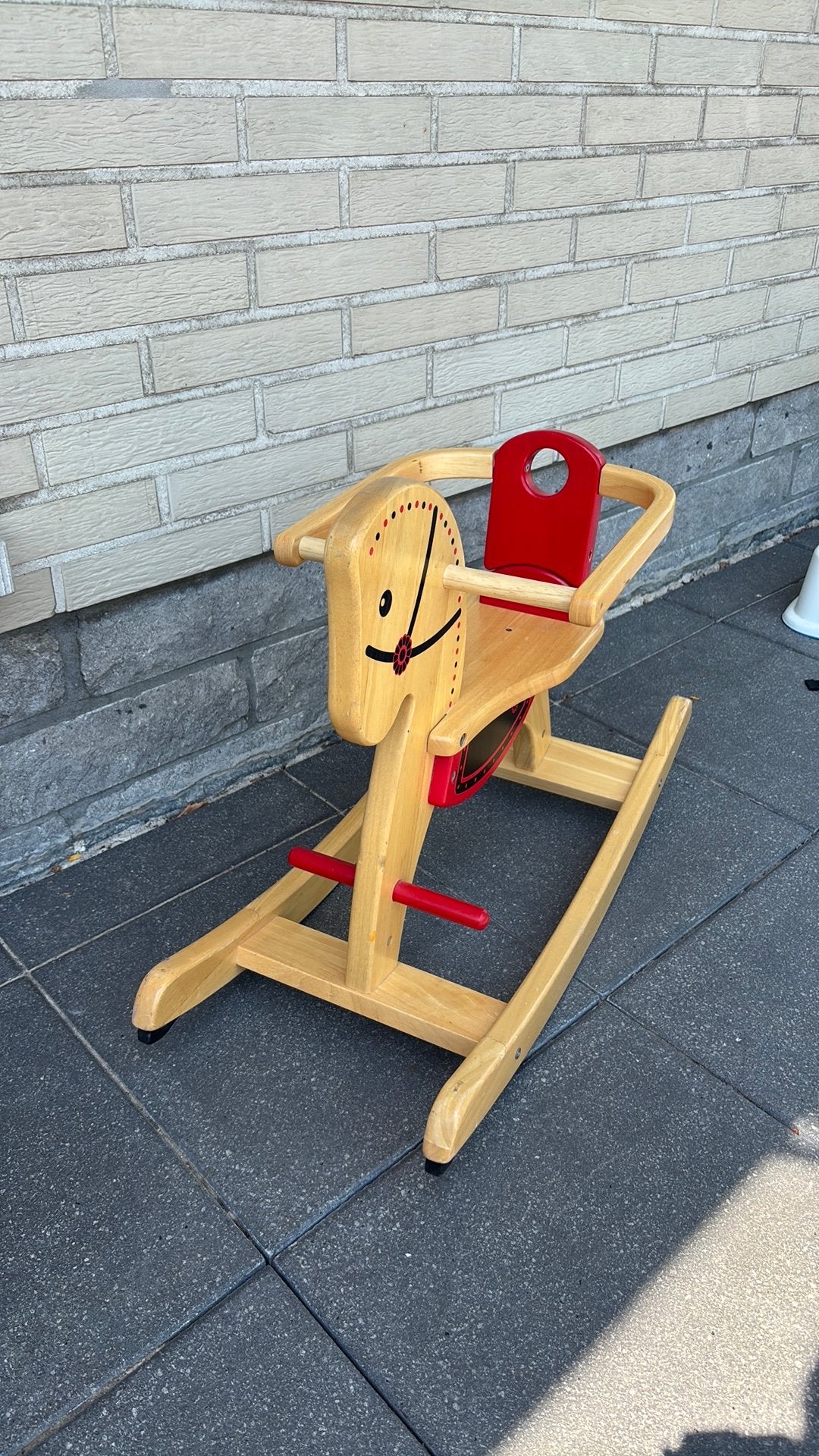Houten schommelpaard, Ophalen, Zo goed als nieuw