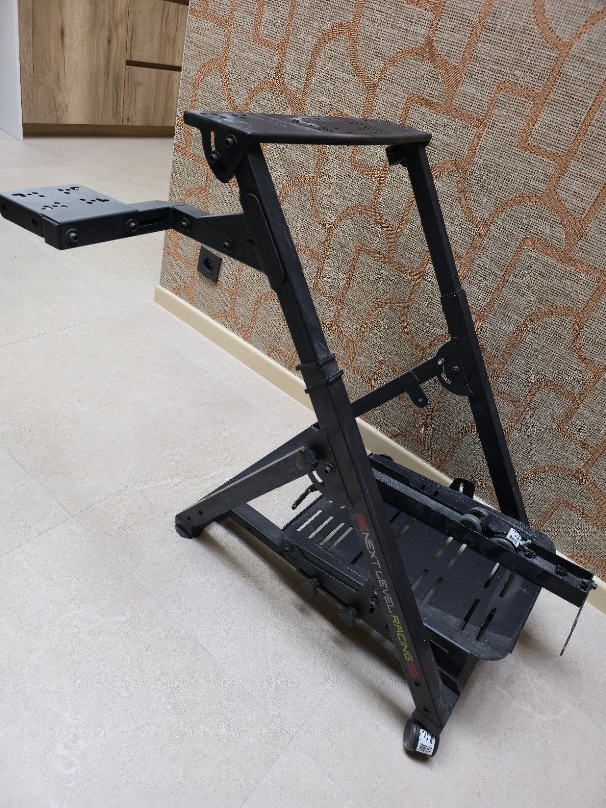 NEXT LEVEL RACING WHEEL STAND 2.0, Autres types, Comme neuf, Enlèvement, Pliable