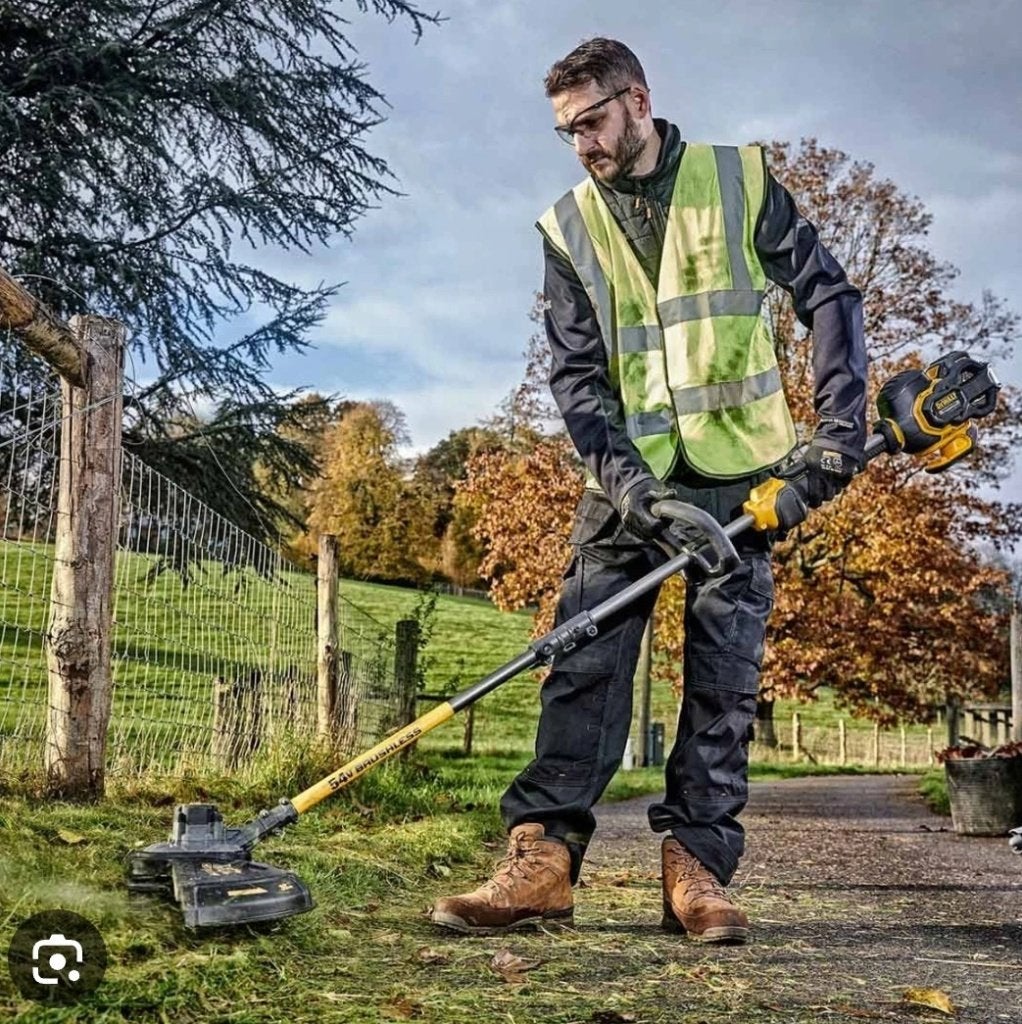 DEWALT 54V FLEXVOLT BOSMAAIER MET 9AH BATTERIJ, Ophalen, DEWALT, Accu, Zo goed als nieuw