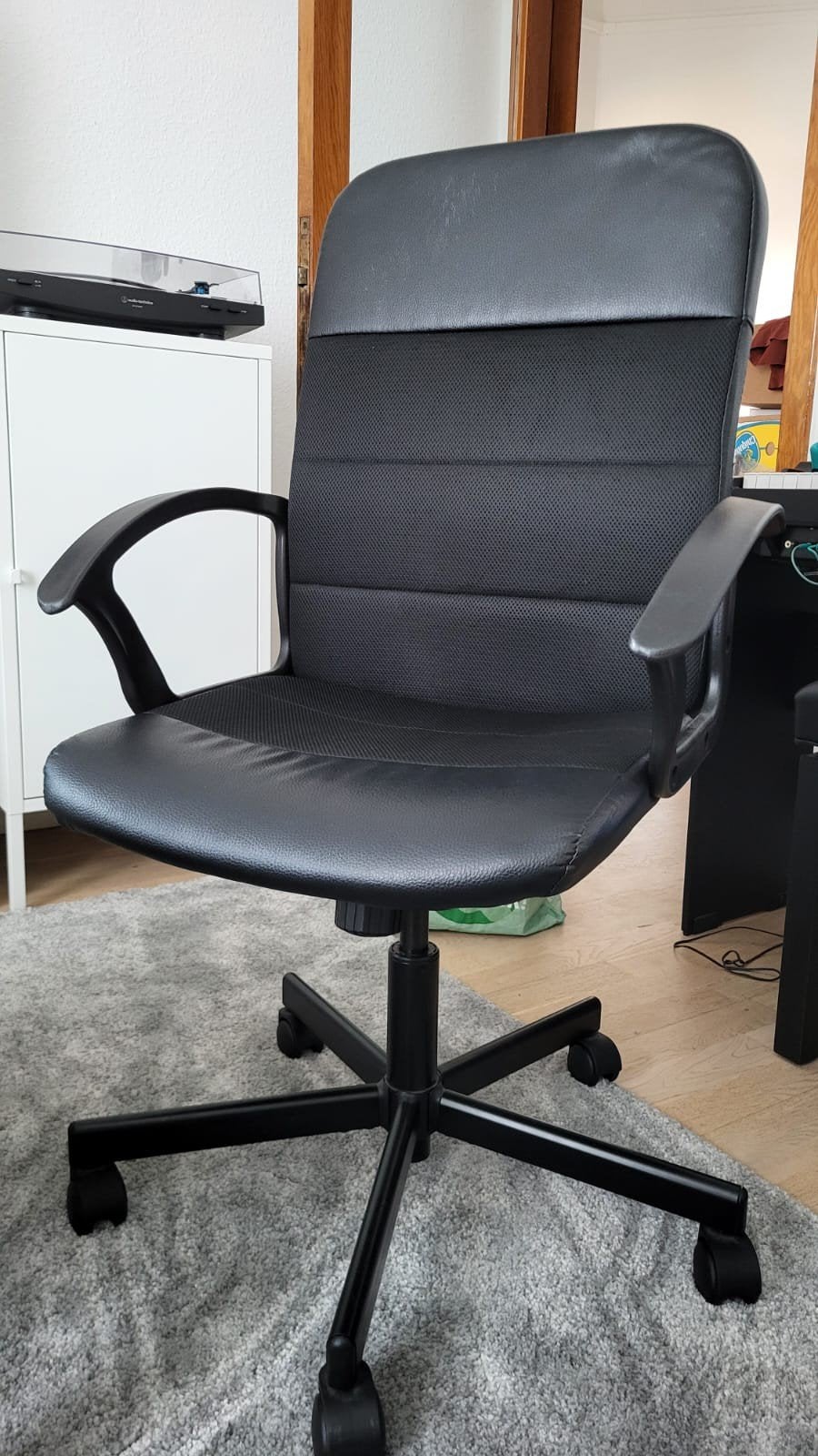 Chaise de bureau noire IKEA, Enlèvement ou Envoi, Utilisé, Noir, Chaise de bureau