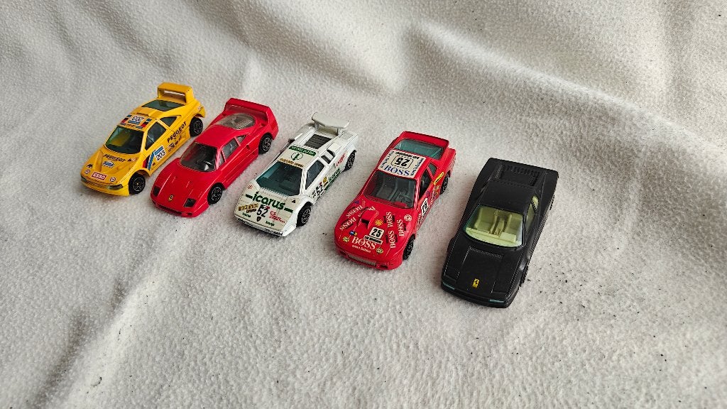 VINTAGE DINKY, HOTWHEELS, BBURAGO, Enlèvement ou Envoi, Utilisé