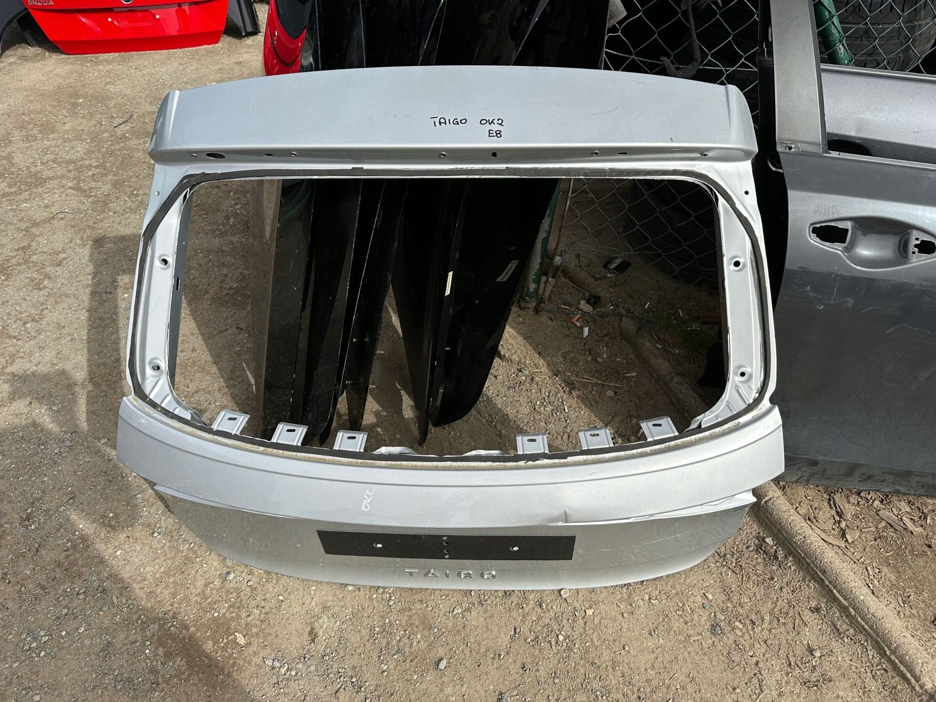 Hayon arri re VOLKSWAGEN Taigo, Autos : Pièces & Accessoires, Volkswagen, Volkswagen AG, Vw@volkswagen.de, Utilisé
