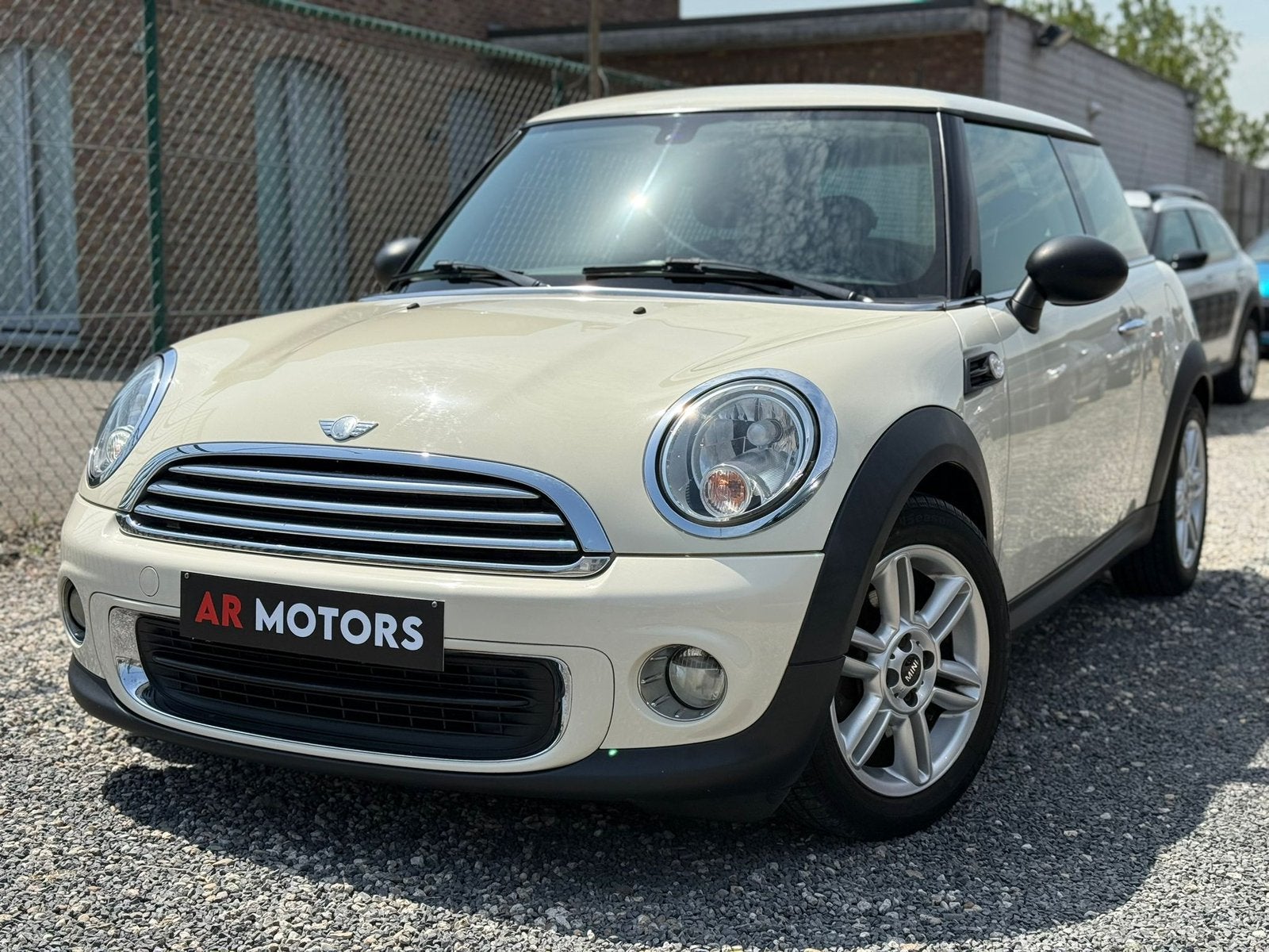 Mini Cooper one 1.6 benzine Euro5 160.000km, Auto's, Voorwielaandrijving, Euro 5, Stof, Zwart