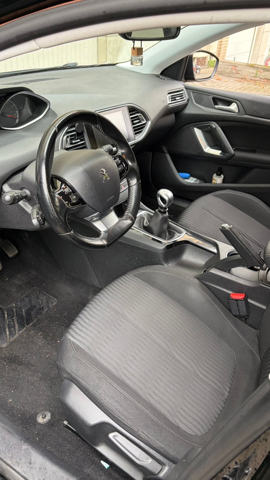 Peugeot 308 sw 1.2 puretecht 2016, 1199 cc, Zwart, 5 deurs, Particulier