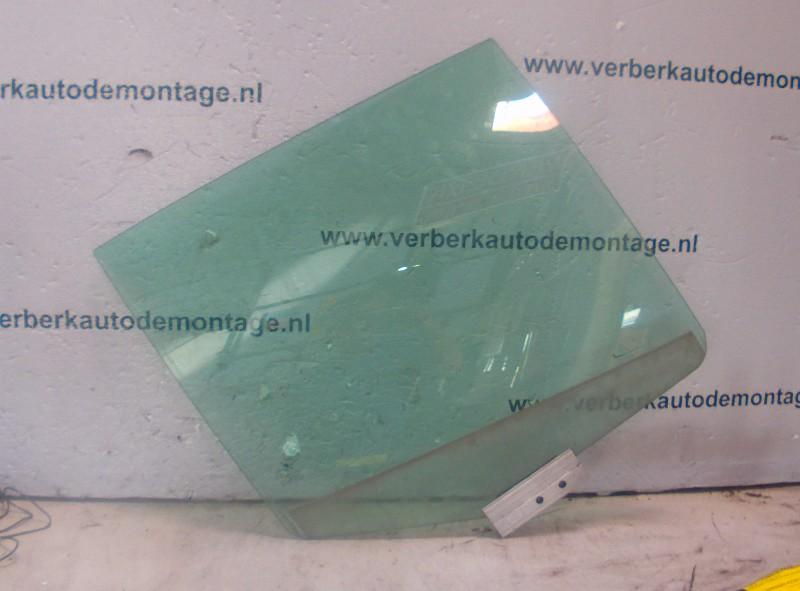 VITRE ARRIERE DROITE Saab 9-5 (YS3E) (01-1997/12-2009), Utilisé, Saab