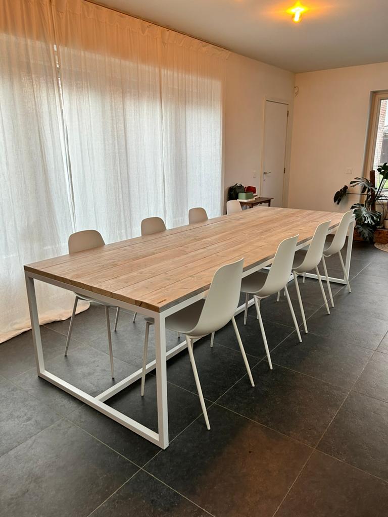 Eettafel 300cm x 110cm wit onderstel steigerhout, Huis en Inrichting, Tafels | Eettafels, Ophalen, Grenenhout, Gebruikt, 100 tot 150 cm