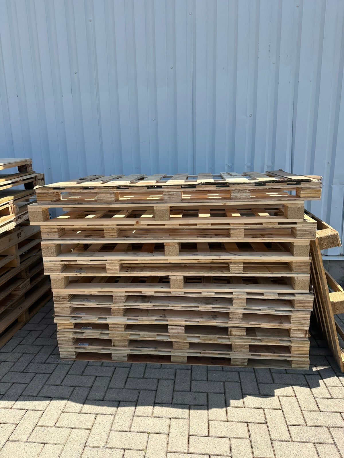 Palettes en bois à donner, Bricolage & Construction, Bois & Planches, Comme neuf, Enlèvement