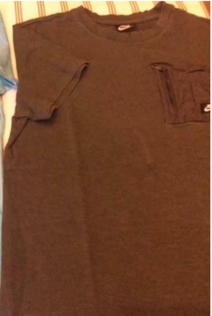 T-shirt Nike taille S, Vêtements | Hommes, T-shirts, Enlèvement ou Envoi, Comme neuf, Taille 46 (S) ou plus petite, Nike