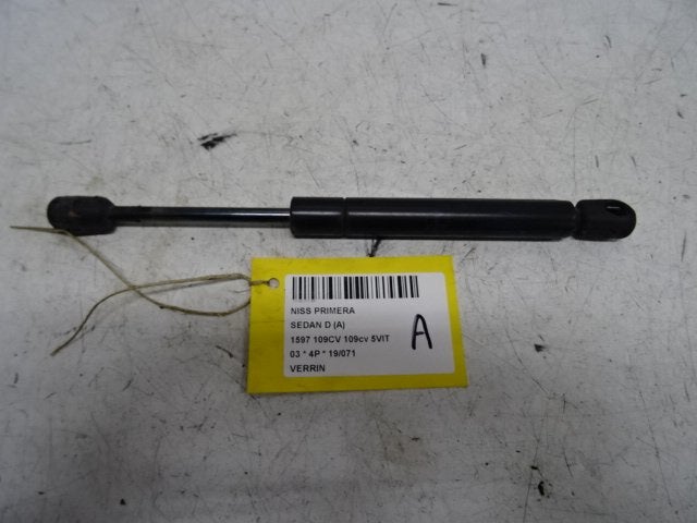 VERIN A GAZ Nissan Primera (P12) (01-2001/10-2008), Germany@nissan-services.eu, Kronenweg 38
50389  Wesseling, DE, Utilisé, Nissan
