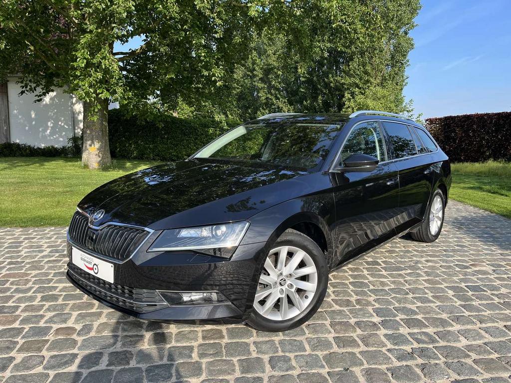 Skoda Superb SW 1.6 CR TDi  DSG/91700km/Led/Carplay/Pdc/Cru, Autos, Skoda, 0 kg, Achat, Entreprise, Noir