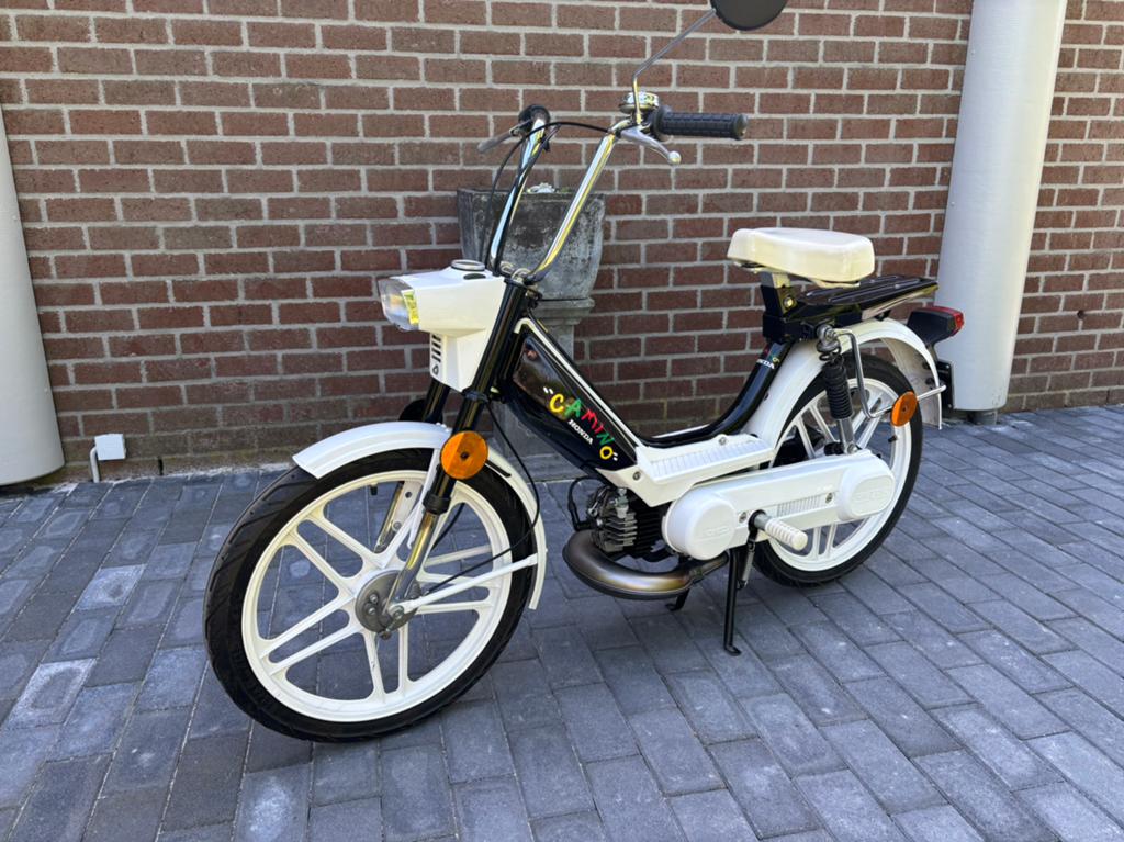 Honda Camino carnaval, Ophalen