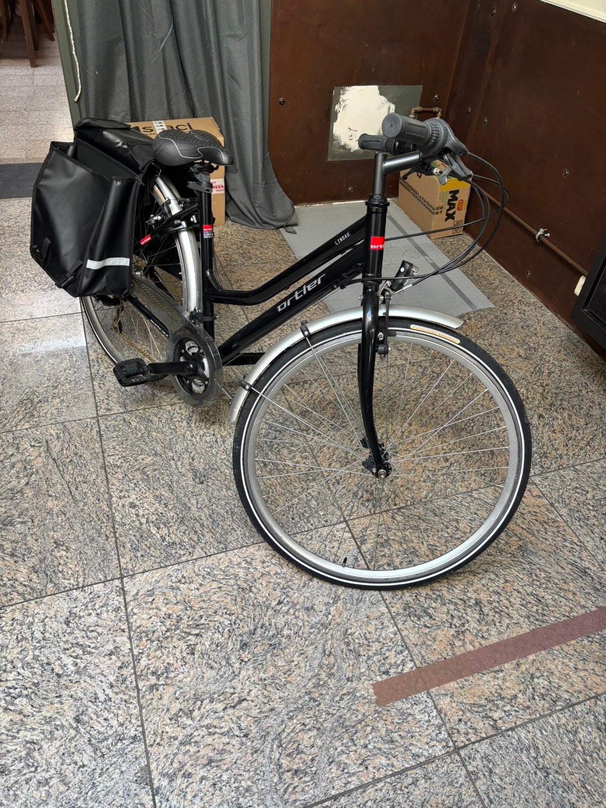 Nieuwe damesfiets, Vélos & Vélomoteurs, Autres marques, Frein sur jante, Enlèvement, Accès (extra) bas