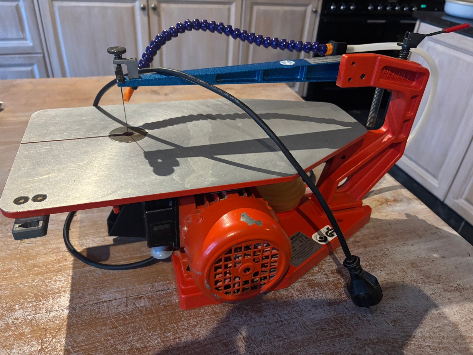 Figuurzaag macine 240w, Bricolage & Construction, Outillage | Scies mécaniques, Moins de 600 watts, Comme neuf, Enlèvement, Scie sauteuse