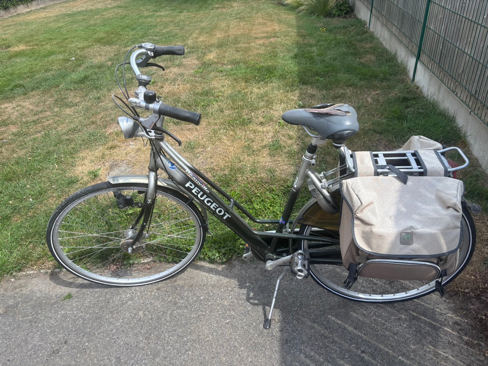 Peugeot damesfiets - volledig werkend, Ophalen, Zo goed als nieuw, Versnellingen