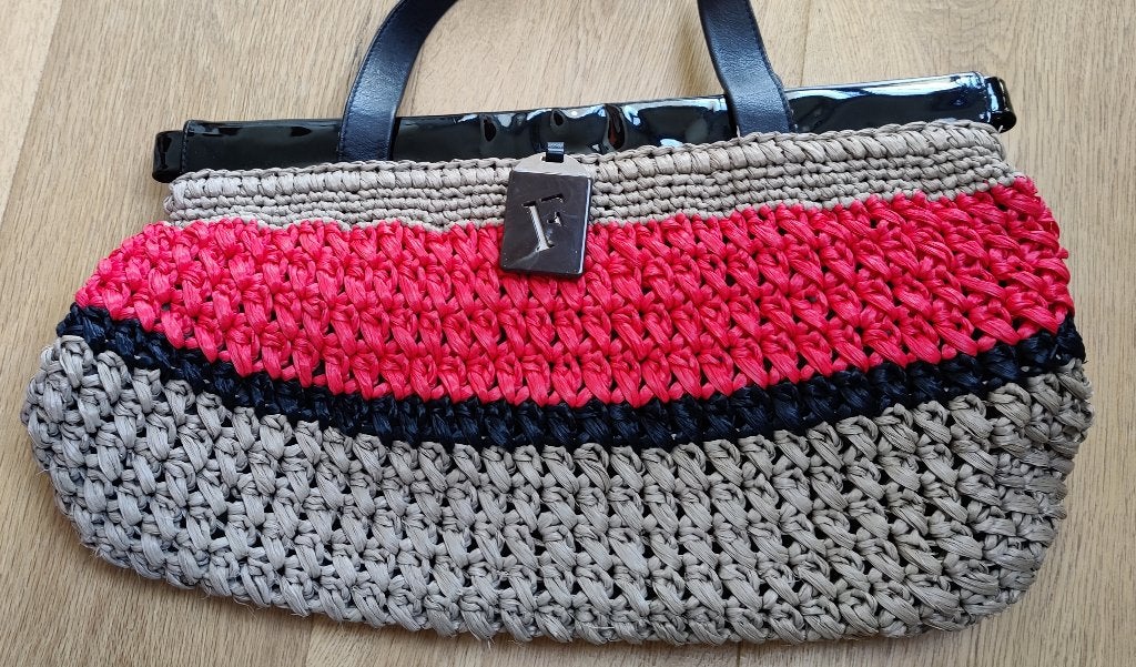 Furla opportunity Tote - handtas Furla zwart, rood, taupe, Handtassen en Accessoires, Ophalen of Verzenden, Zo goed als nieuw