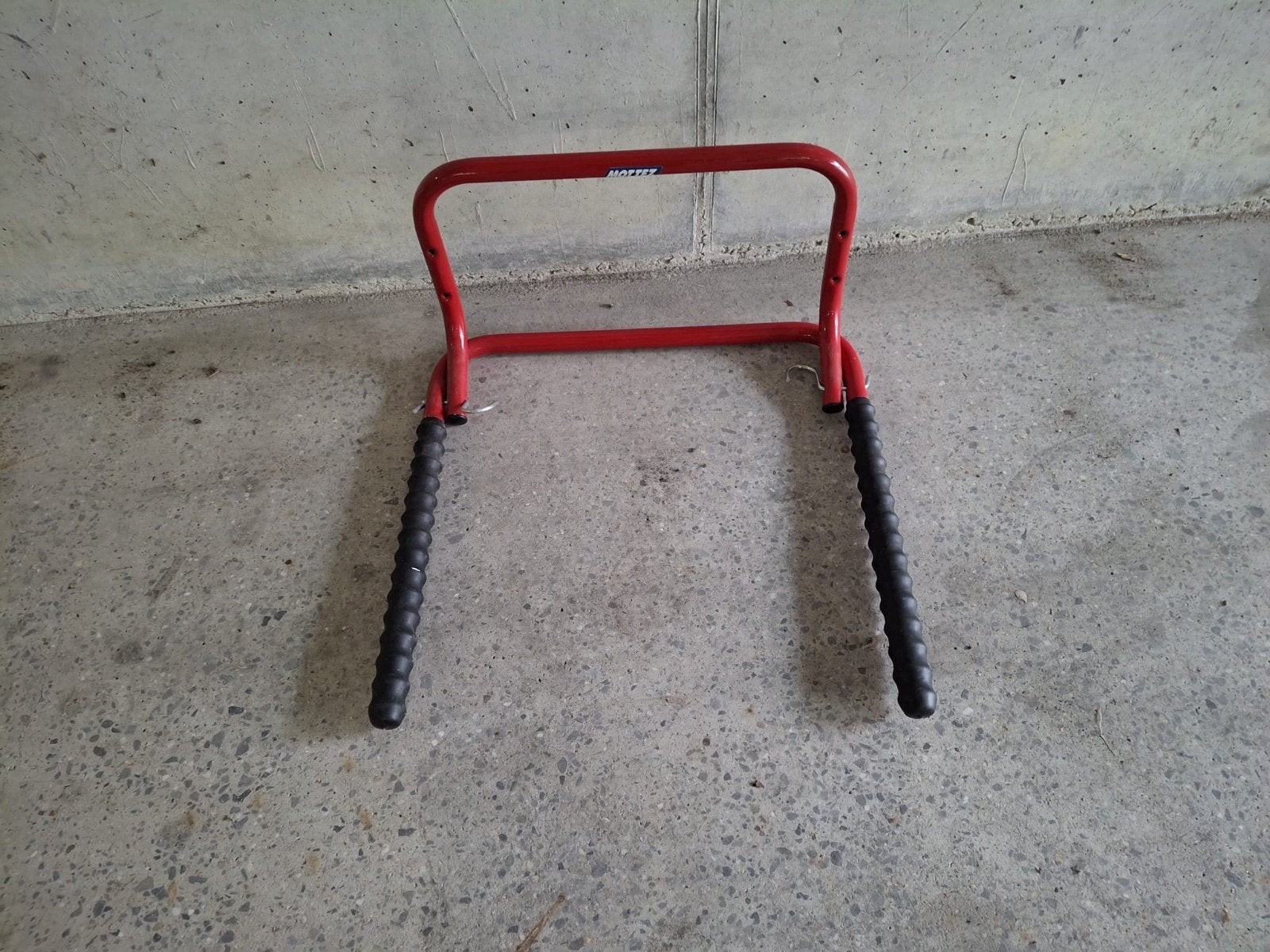 toestel om fiets aan de muur te hangen, Ophalen, Gebruikt