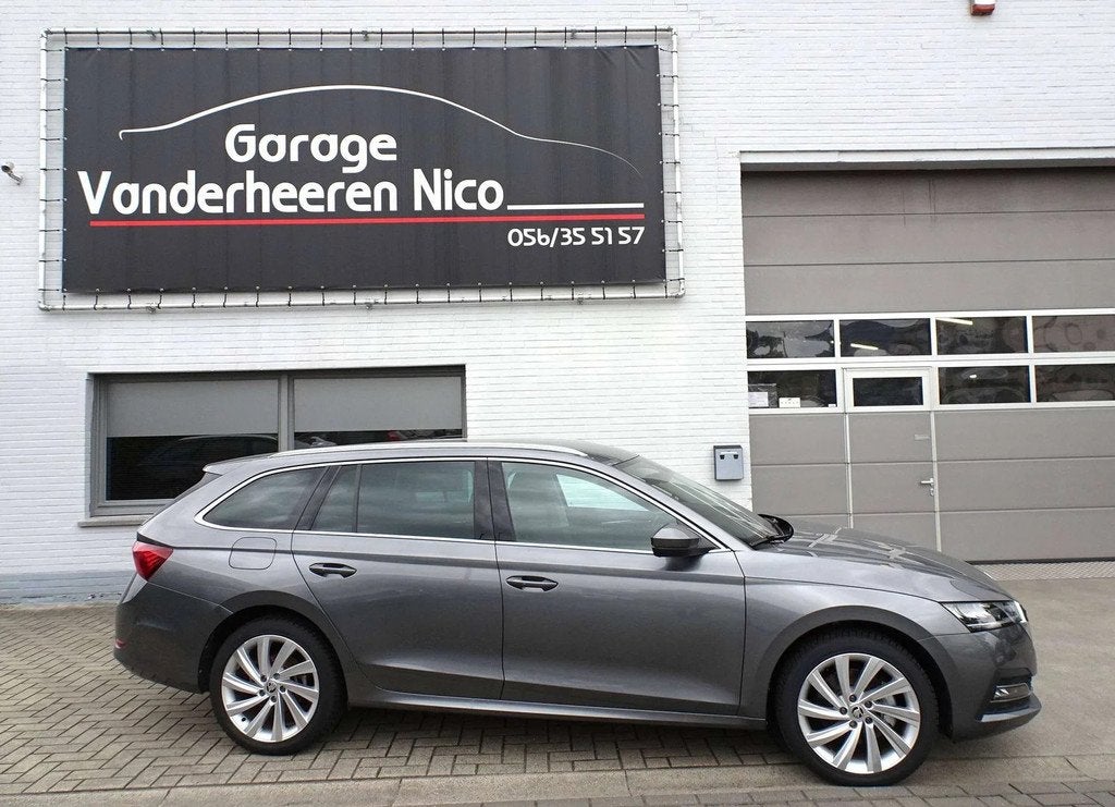 Skoda Octavia 1.4TSi iV PHEV Ambition CARPLAY,ADAPT. CRUISE,, Autos, Skoda, 1395 cm³, Argent ou Gris, Achat, 110 kW