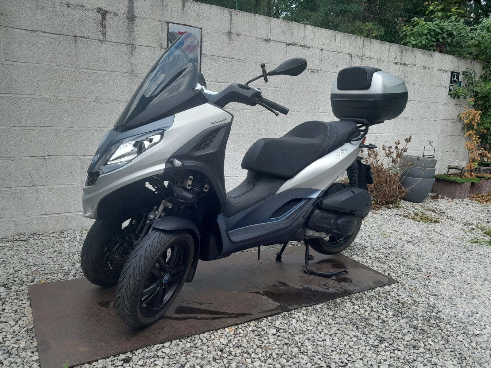 tricycle piaggio 300 HPE 3900 km seulement, Ophalen, 300 cc, Nieuw