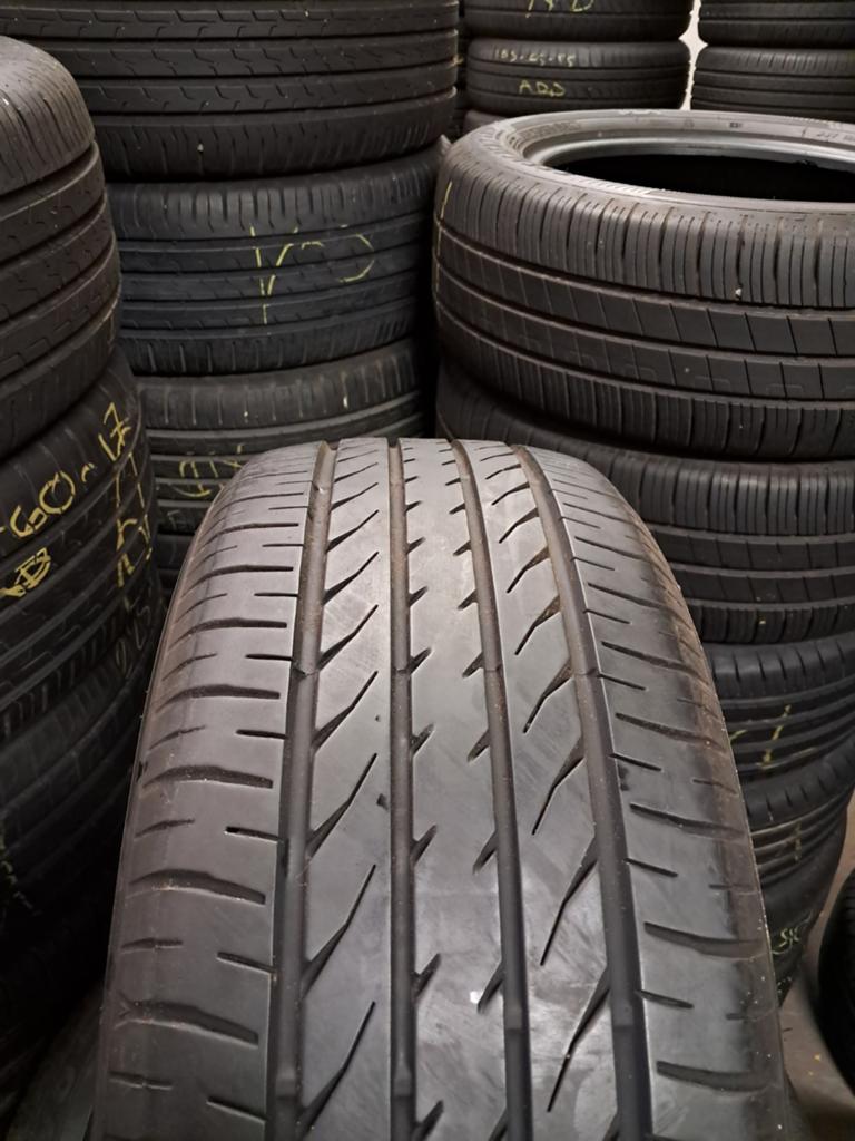 21550r17 215 50 r17 215/50/r17 ToyO avec montage et equilibr, Auto-onderdelen, Overige Auto-onderdelen, Ophalen of Verzenden
