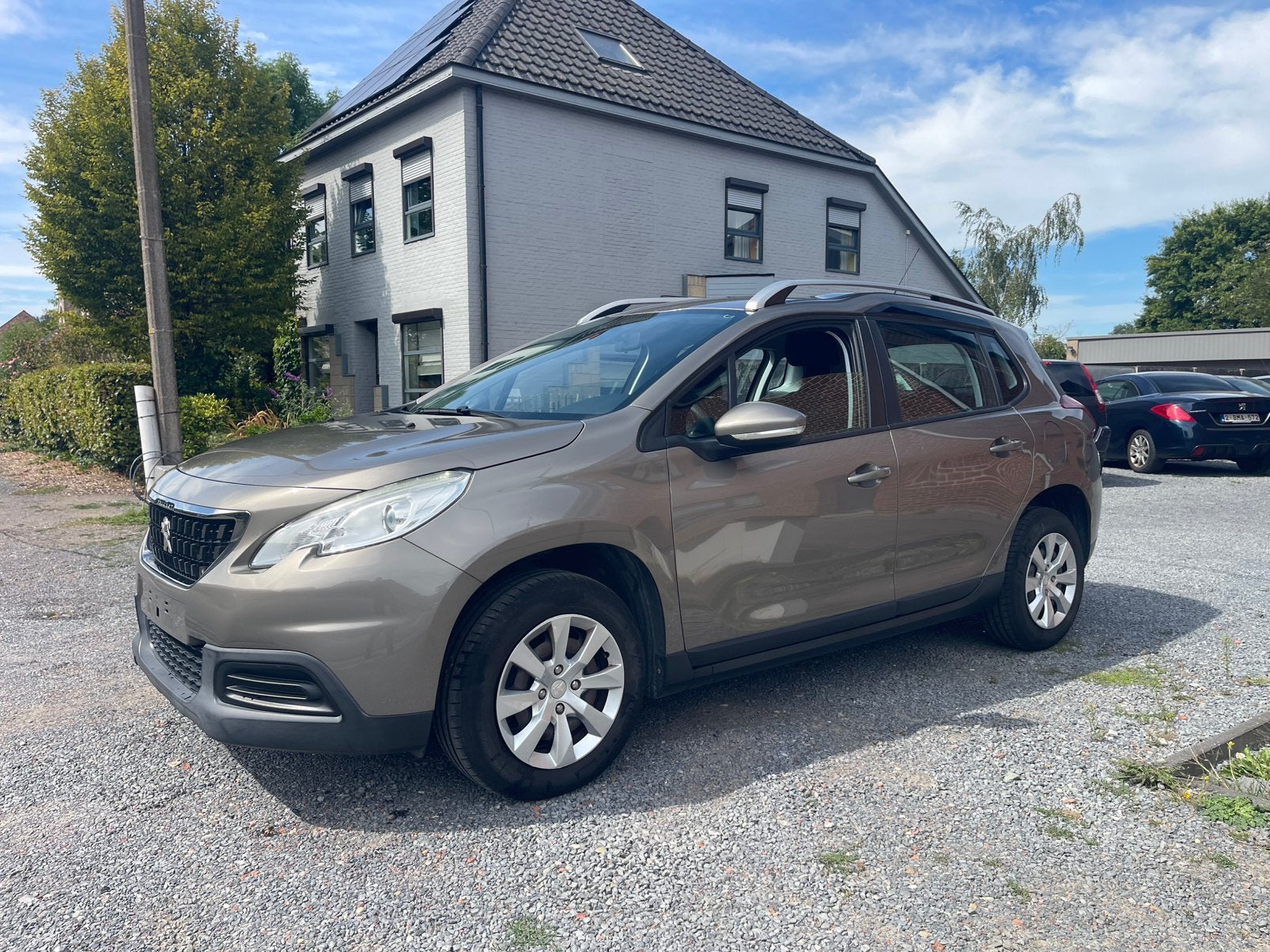Peugeot 2008 1.2iEssence,Climatisation,Régulateur de vitesse, Achat, Euro 6, Boîte manuelle, 5 portes