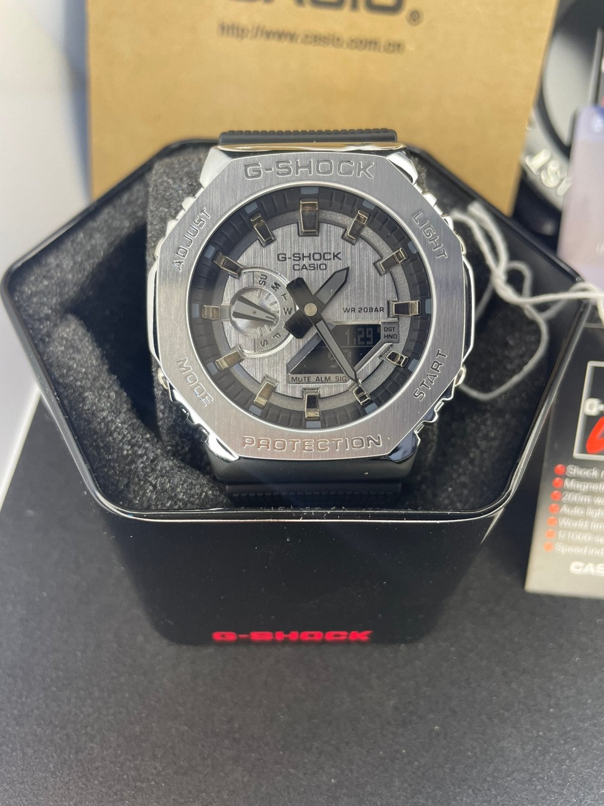 G-Shock "CasiOak" Metal Bezel, Enlèvement ou Envoi, Neuf