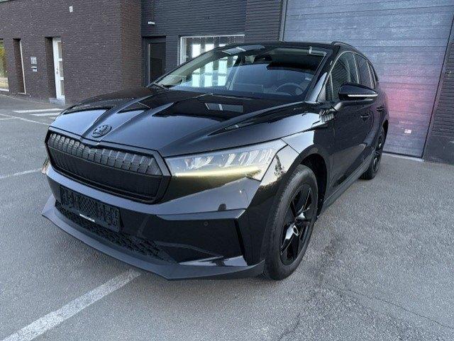 Skoda Enyaq 50 Black Style Leder Camera Cruise SOH 94.9, Auto's, Skoda, 730 kg, 109 kW, Euro 6, Zwart