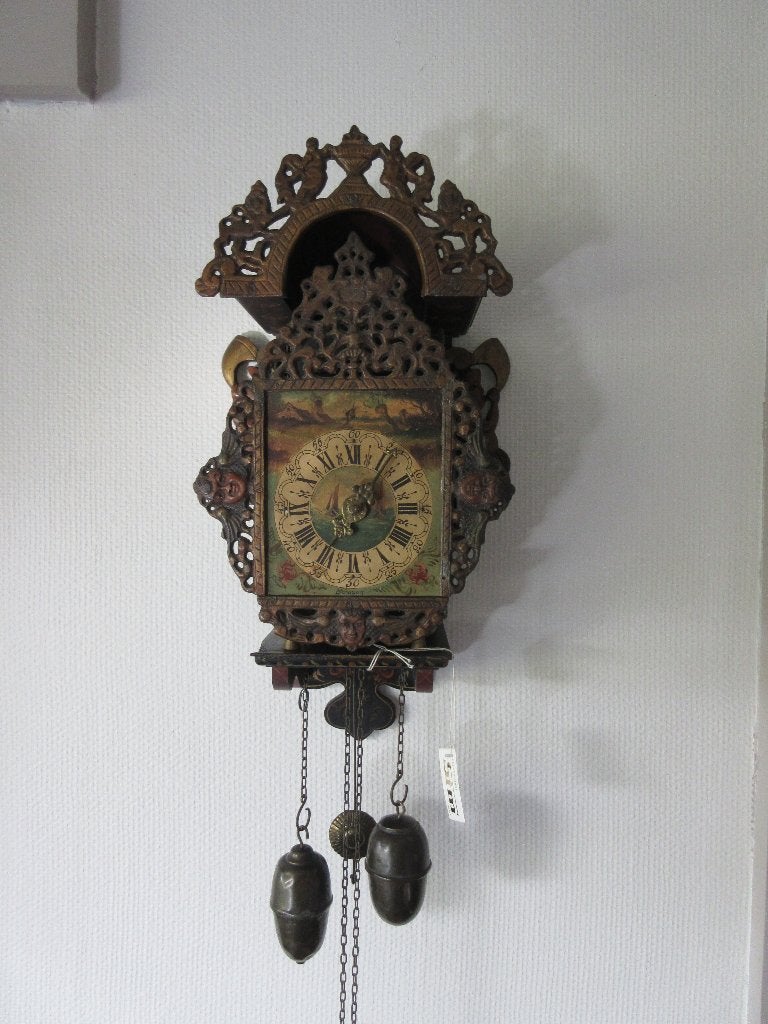 Friese stoeltjesklok., Antiek en Kunst, Ophalen