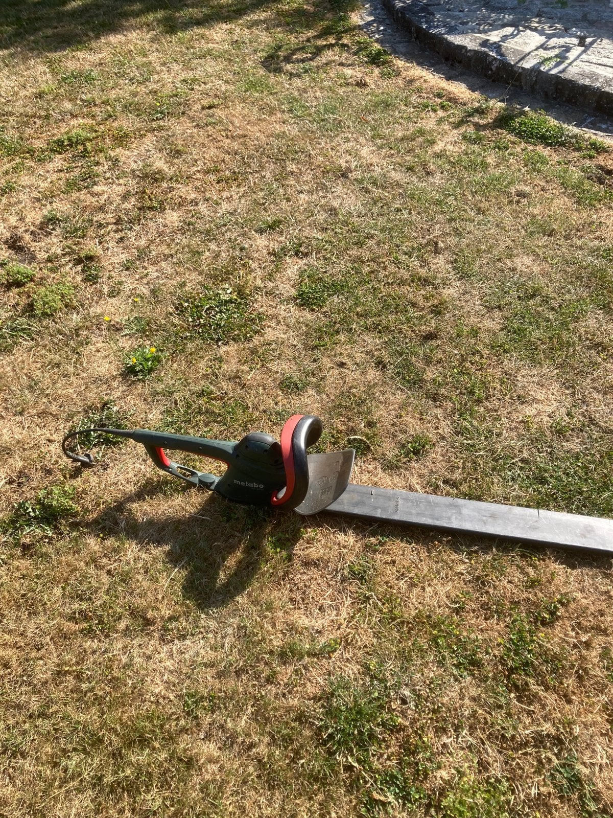 Taille haie electrique 220v metabo, Enlèvement, Utilisé, Électrique