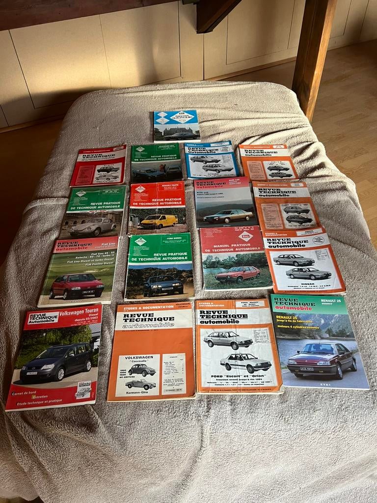 Technisch boek voor auto's, Auto diversen, Auto-accessoires, Zo goed als nieuw, Ophalen