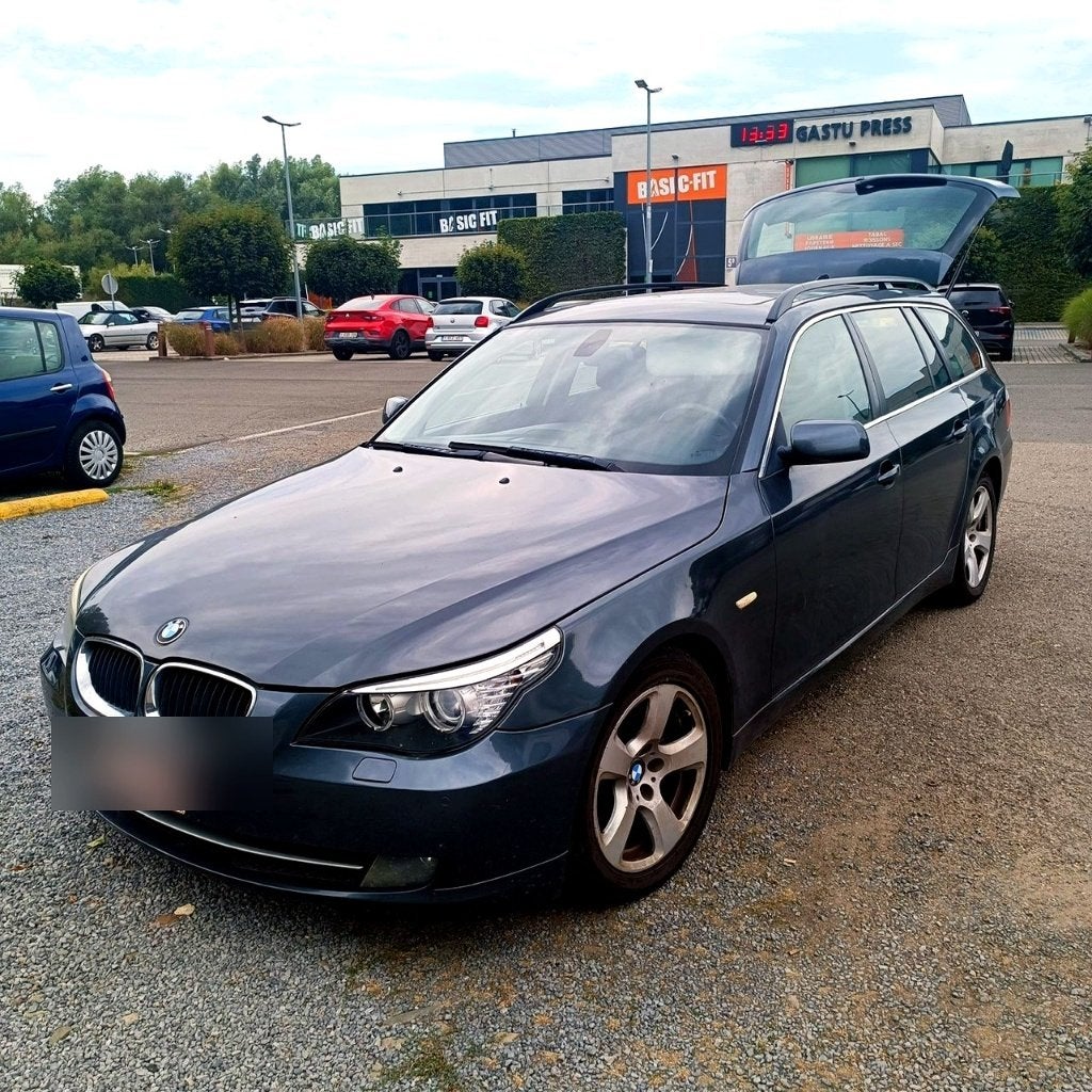 === BMW 520D - BREAK - FULL - E61 - DIESEL ===, Autos, BMW, Cuir, Argent ou Gris, Boîte manuelle, Noir