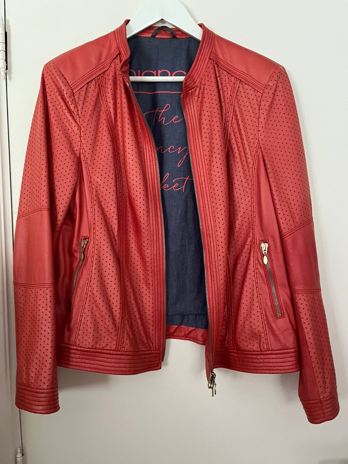 Kwaliteitsvol mooi gevoerd jasje Bianca NIEUWSTAAT, Kleding | Dames, Ophalen of Verzenden, Zo goed als nieuw, Maat 42/44 (L), Jasje