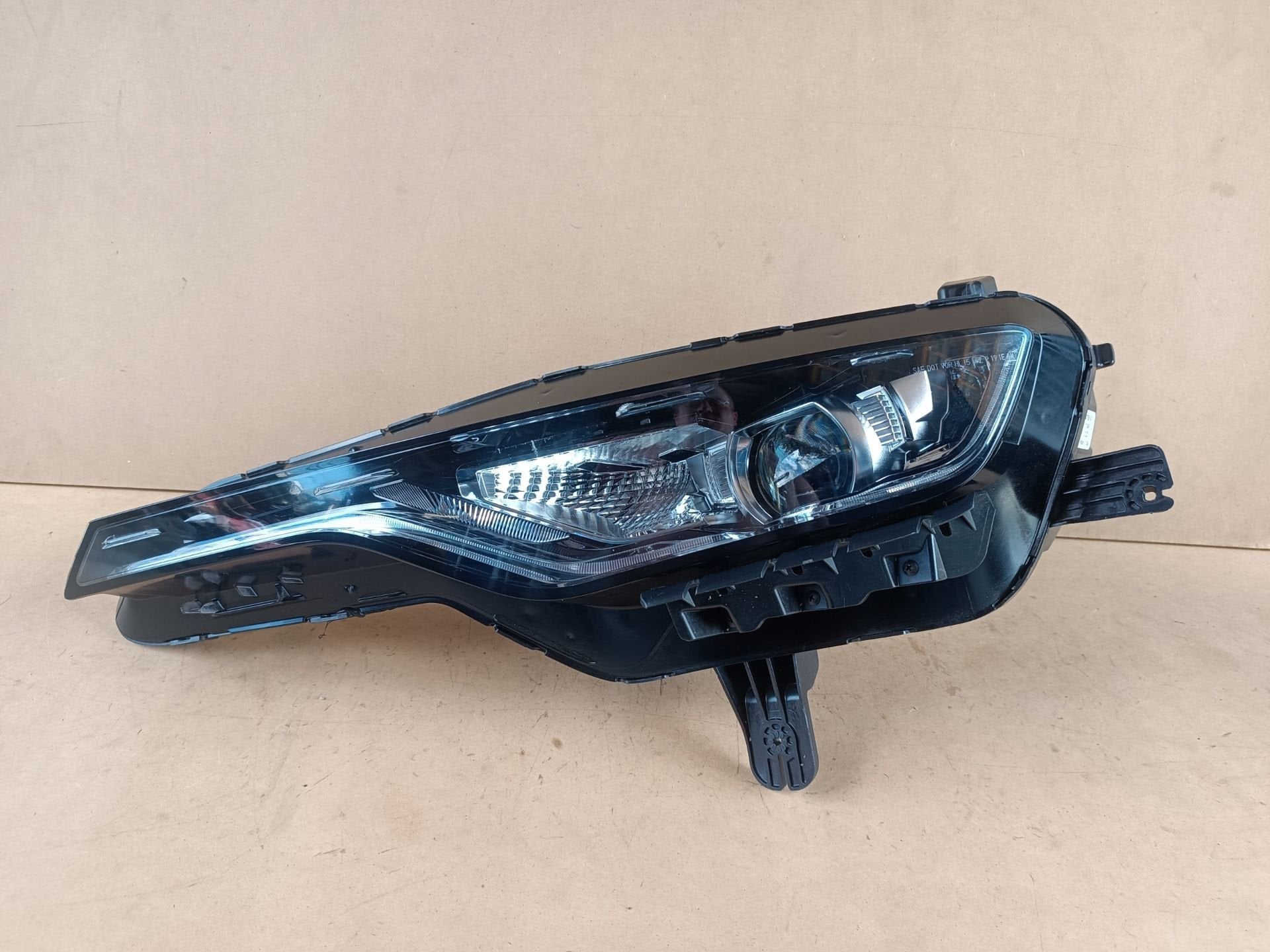 Chevrolet Camaro Koplamp Links 84756147, Gebruikt, Info@gm.com, Chevrolet, Renaissance Center 300
48265  Detroit