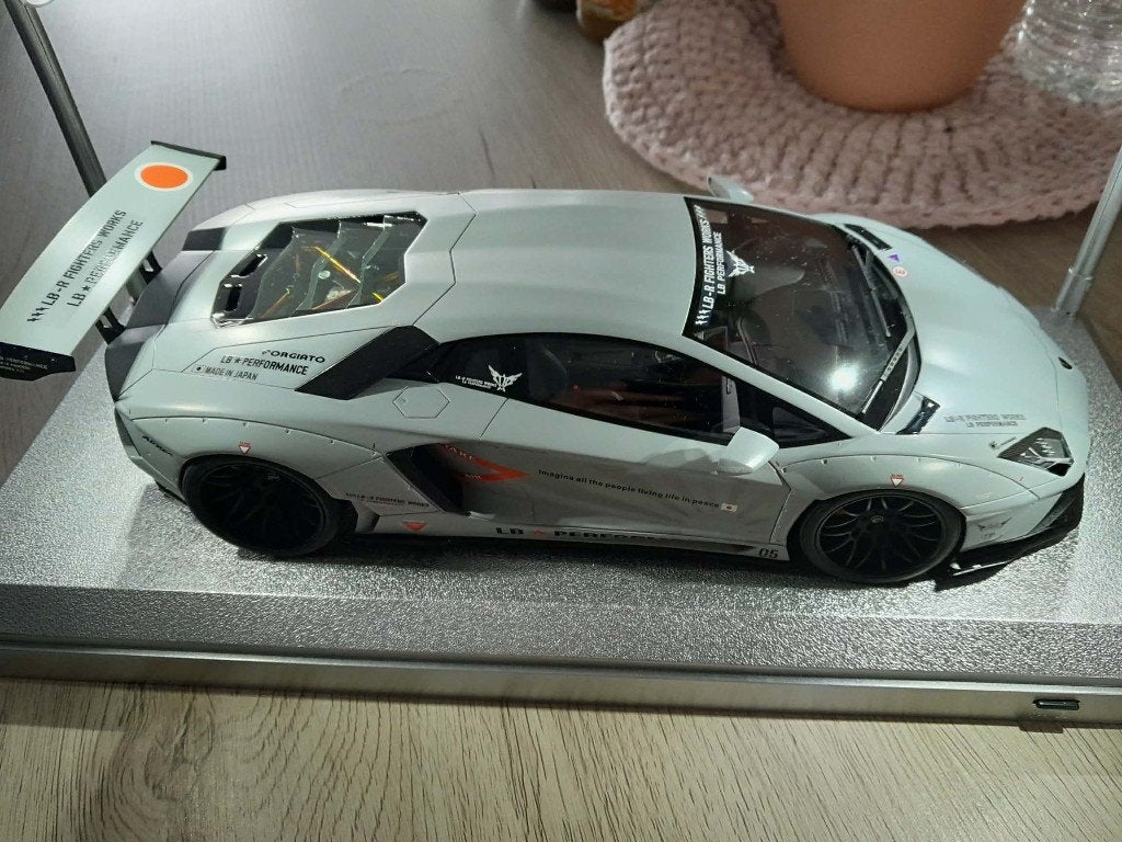 Lamborghini schaalmodel 1/18, Ophalen of Verzenden, Nieuw, Auto